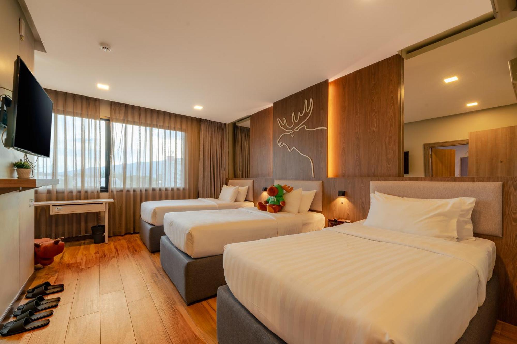 Отель Moose Chiangmai