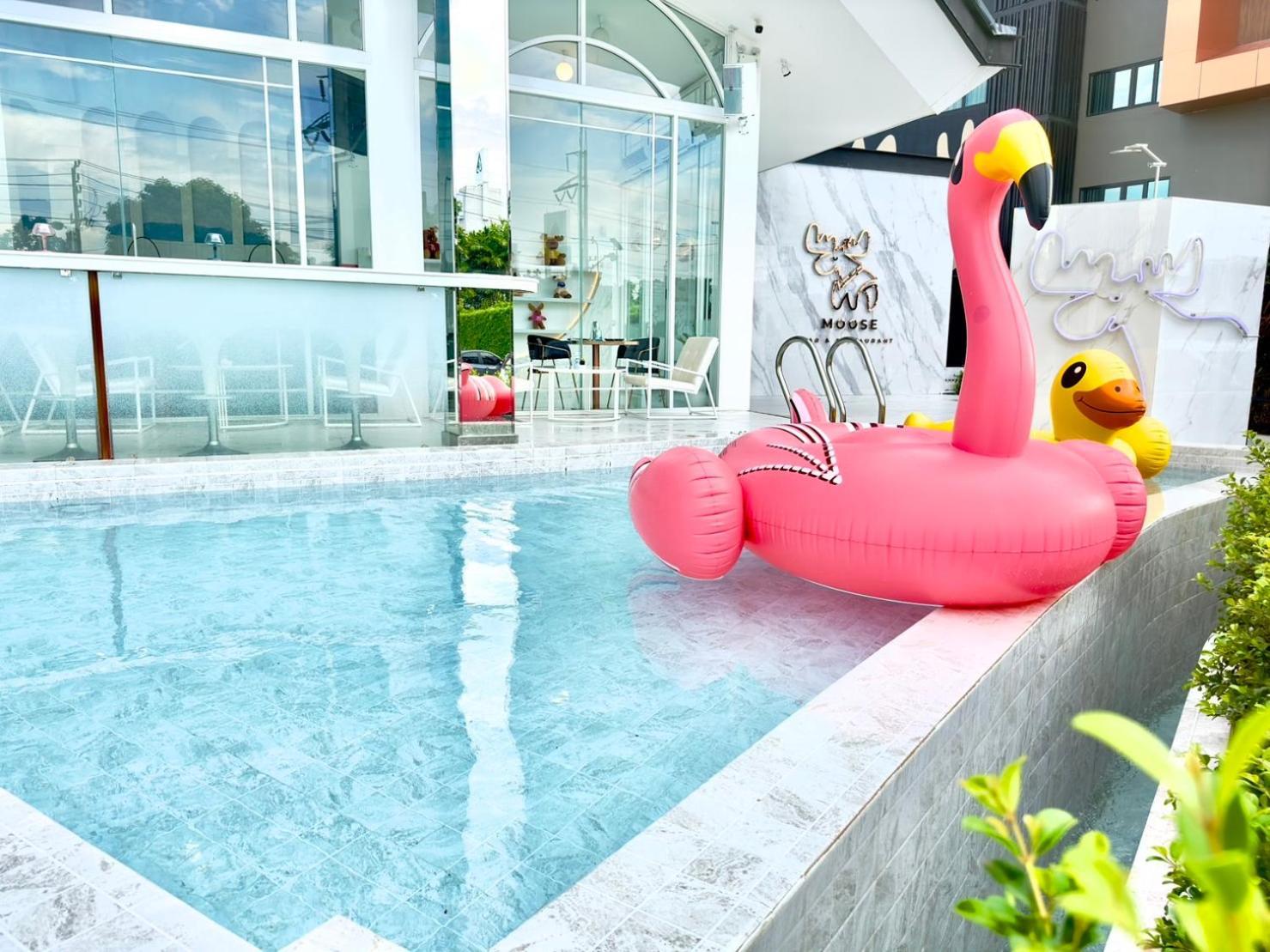 Отель Moose Chiangmai 4*